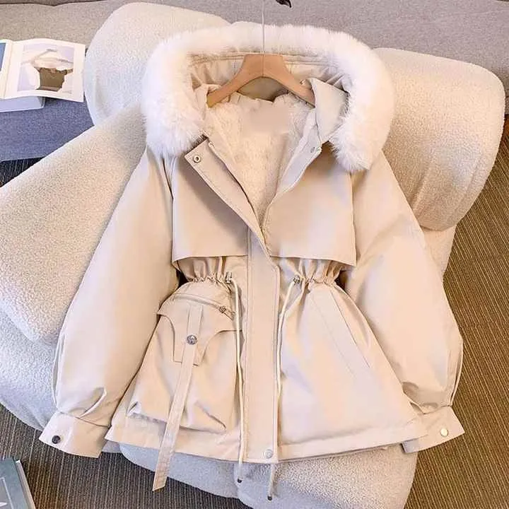Evelien - Stylish Winter Coat