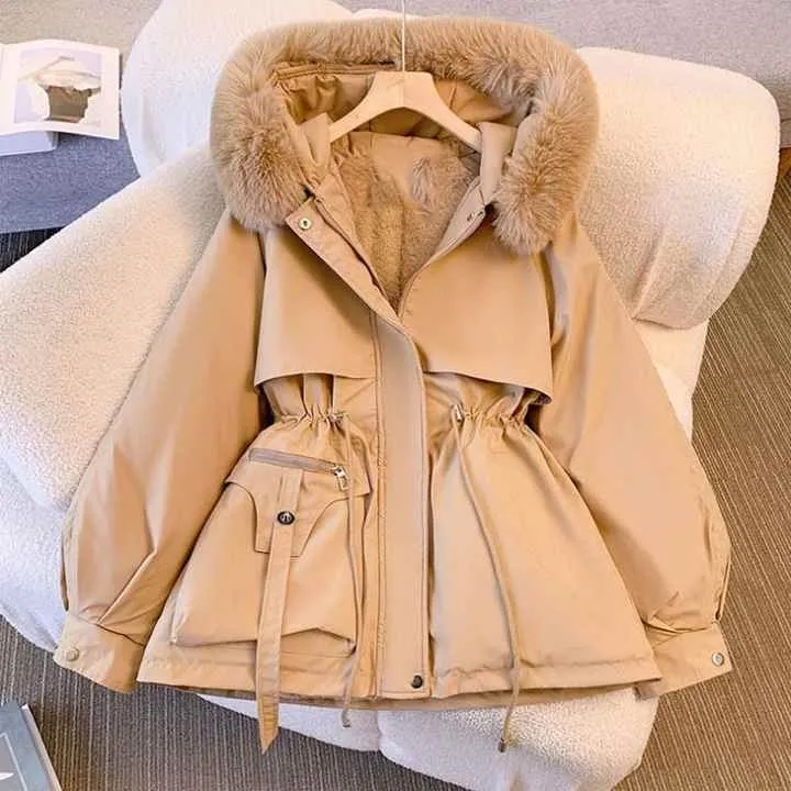 Evelien - Stylish Winter Coat