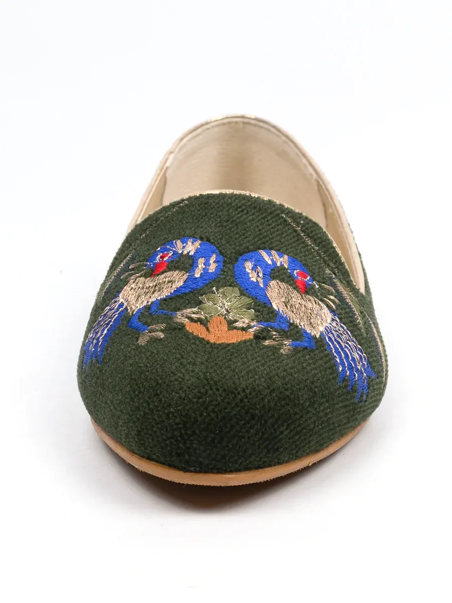 Green Peacock Casual Pumps