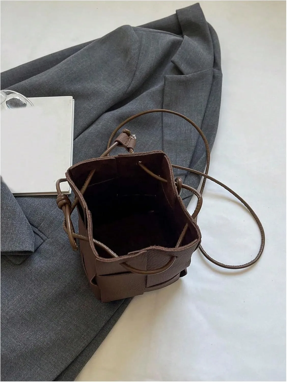 OYOANGLE Women's PU Leather Drawstring Mini Bucket Bag Trendy Crossbody Bags Cell Phone Purse