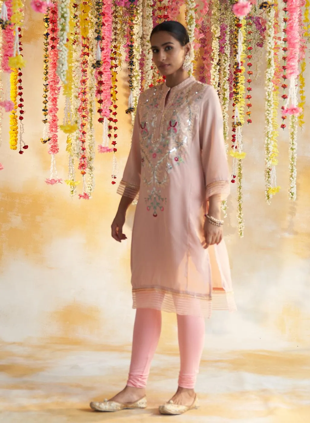 Pearl Peach Kurta With Embroidery