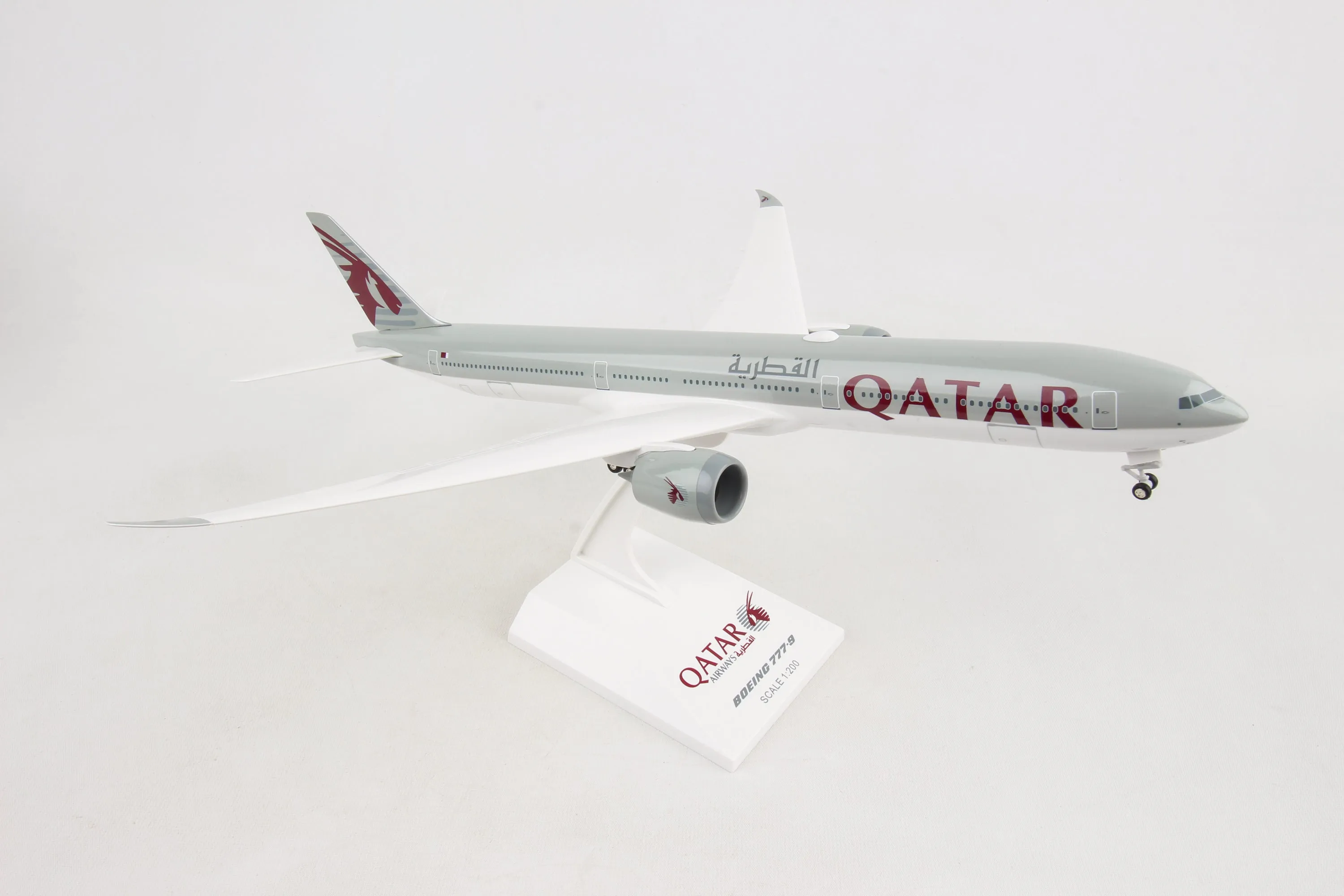 SKR1014 SKYMARKS QATAR 777-9 1/200 W/GEAR & FLEX WINGTIPS