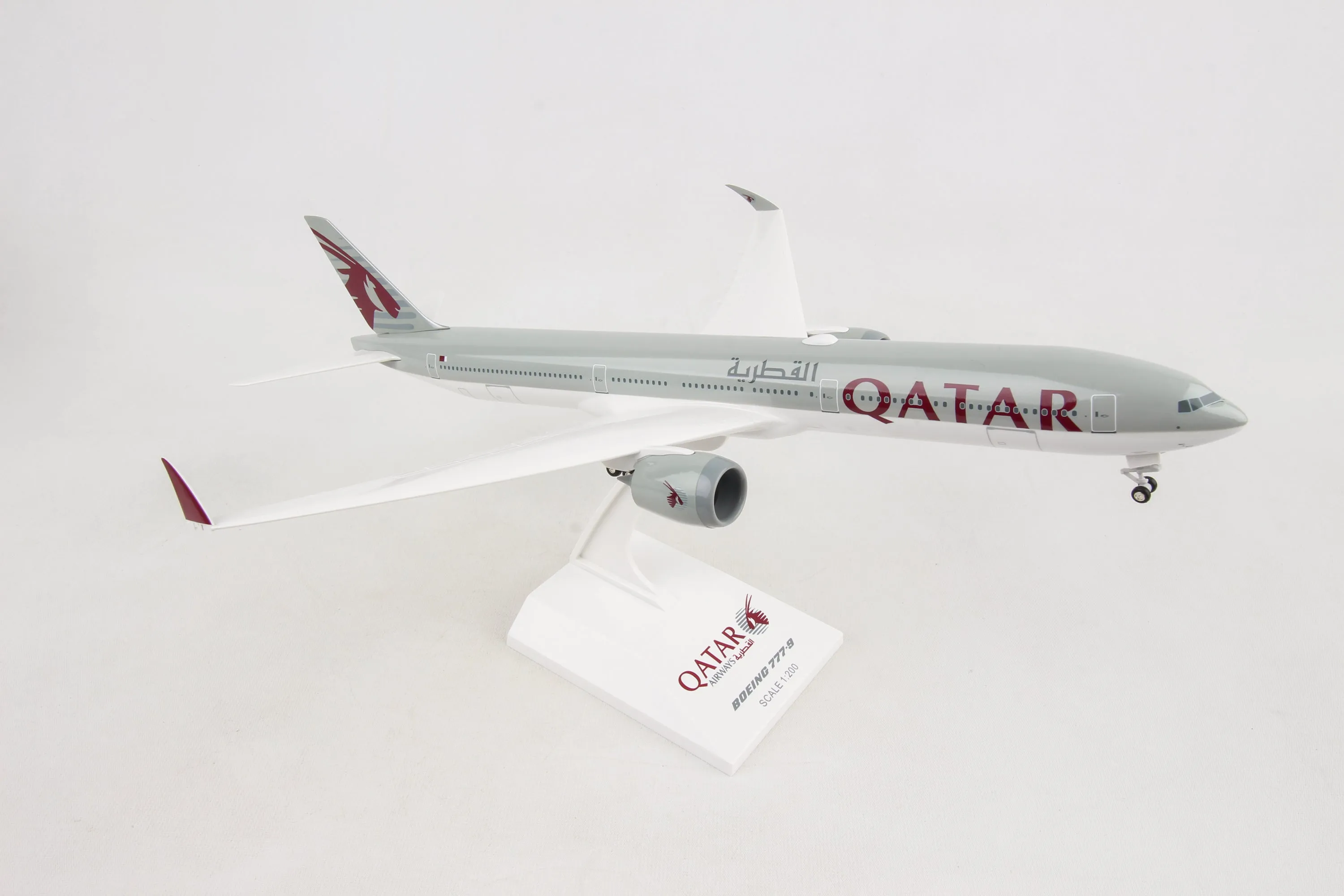 SKR1014 SKYMARKS QATAR 777-9 1/200 W/GEAR & FLEX WINGTIPS