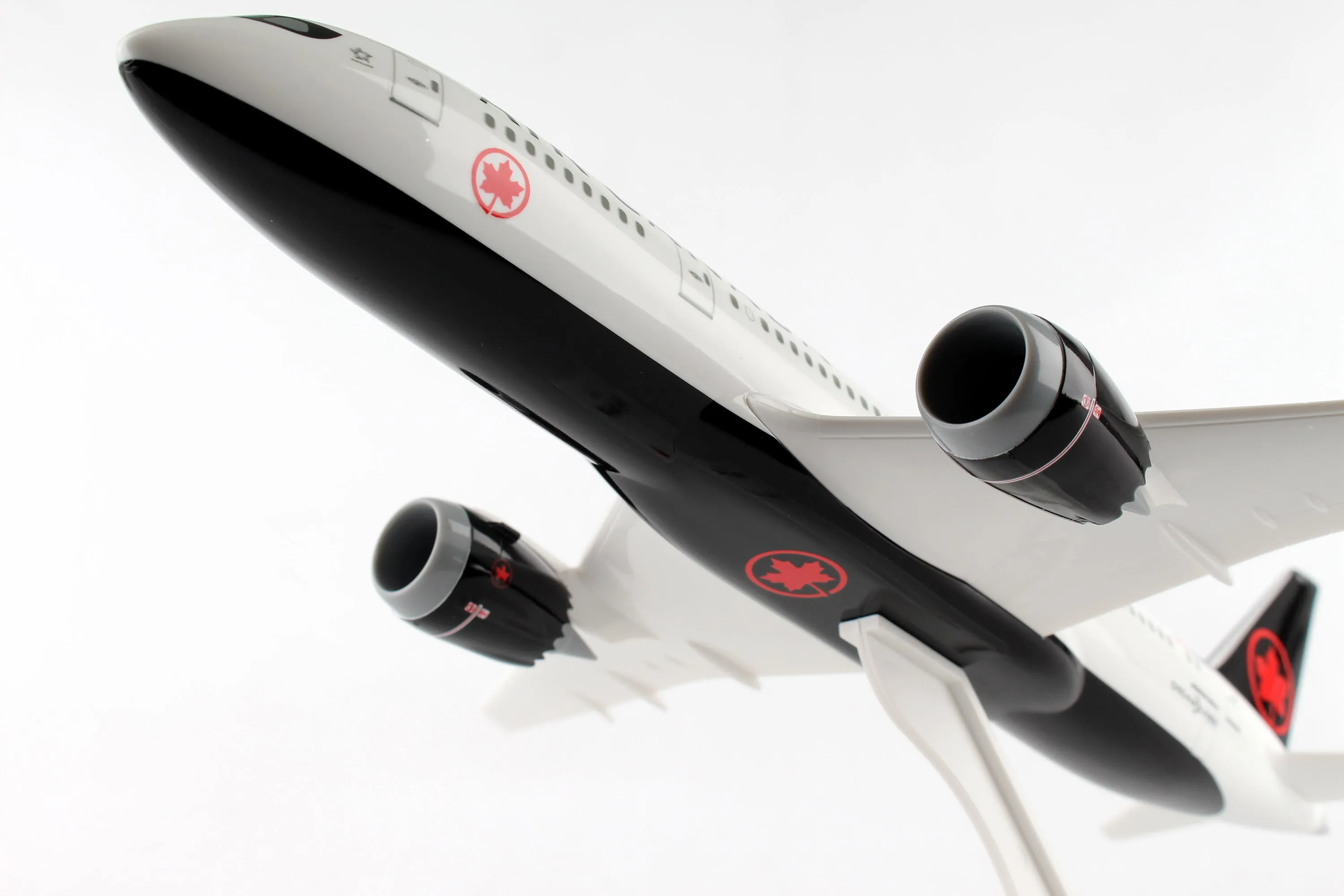 SKYMARKS AIR CANADA 787-8 1/200 2017 LIVERY REG#C-GHPQ