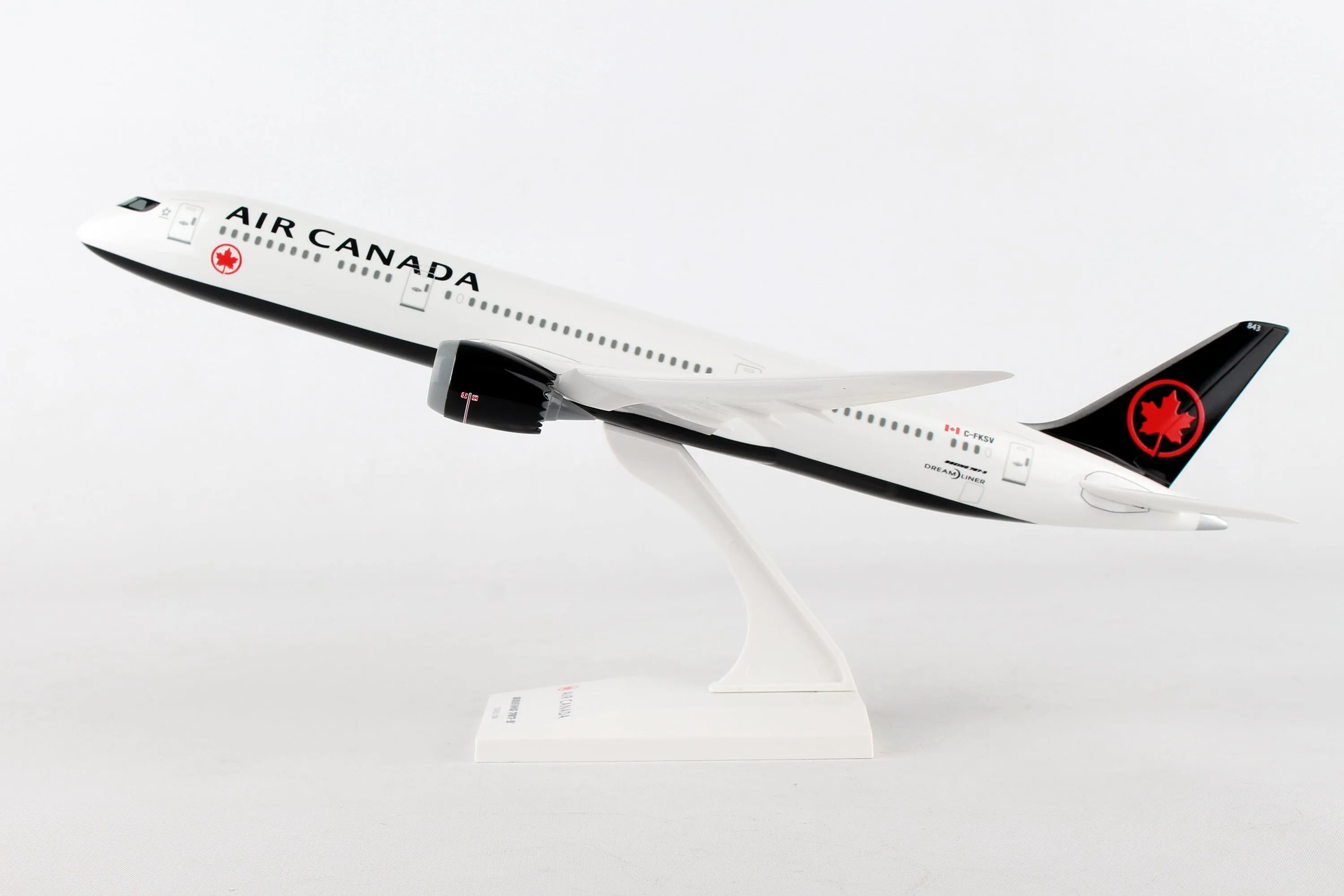 SKYMARKS AIR CANADA 787-9 1/200 2017 LIVERY REG#C-FKSV