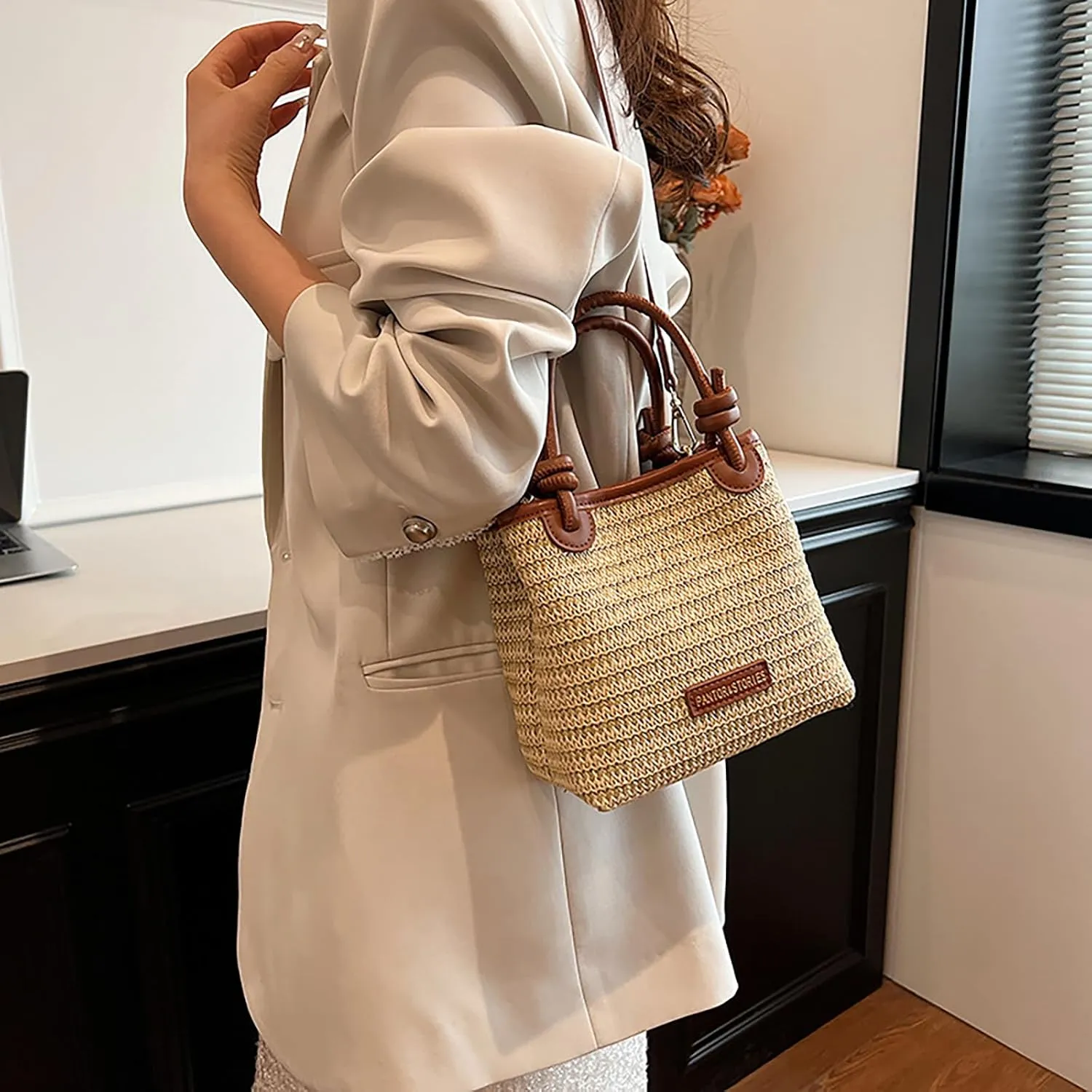Straw Woven Crossbody Bags Hobo Bags for Summer Fashion Woven Tote Bag Crochet Handbag