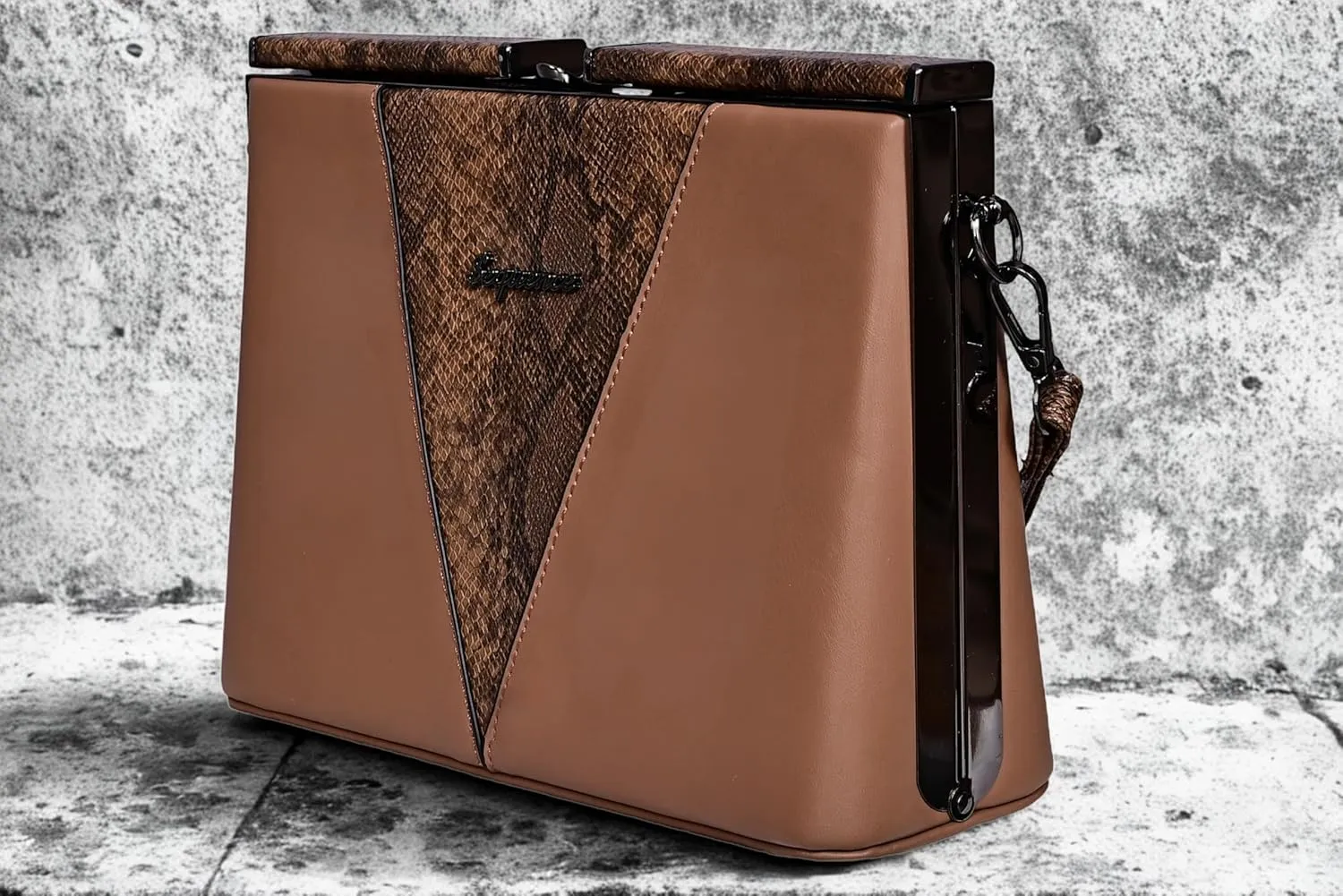 Women Vegan Leather handbags, Fashion Snake Printed crossbody Bags, Clutch Bags