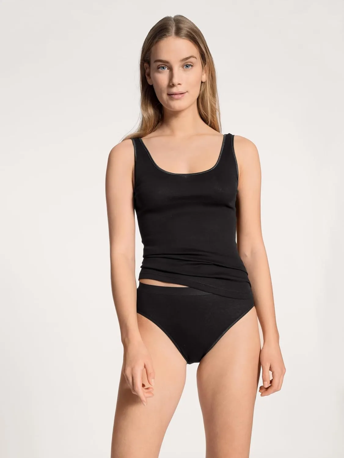 Women's Modern